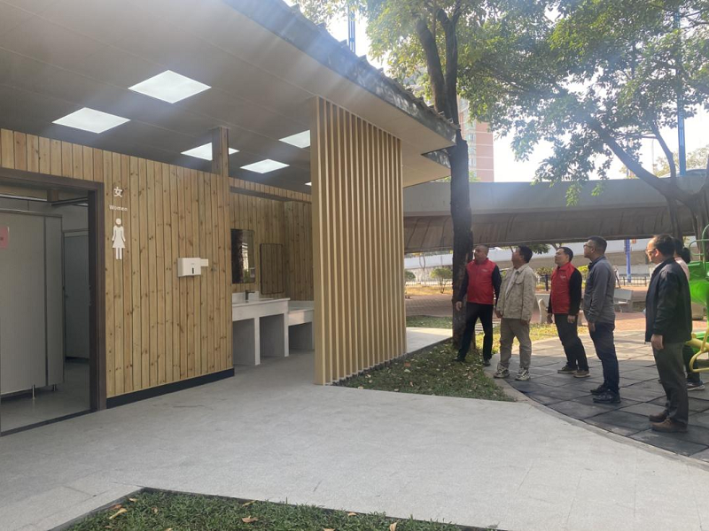 代表建议落地！这条4公里的路段有了首座公厕
