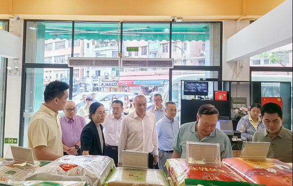 市、区人大常委会联动检查《粮食安全保障法》实施情况